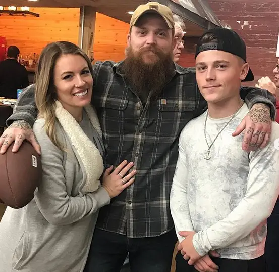 Adam Calhoun Net Worth, Age, Girlfriend, Wife, Bio 3 Adam Calhoun Girlfriend