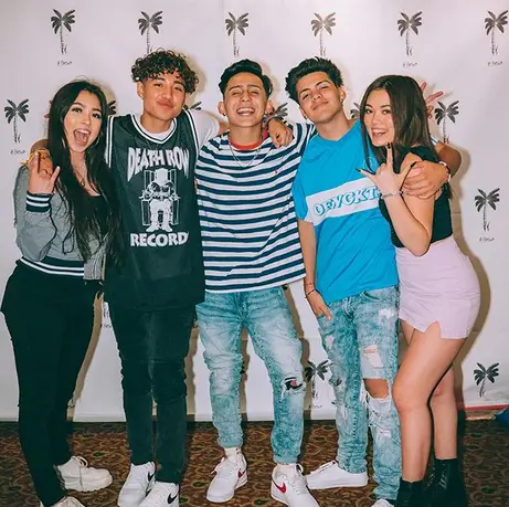 Blesiv Age, Height, Net Worth, Real Name, Girlfriend, Bio 4 Blesiv Friends