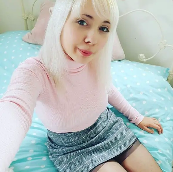 Cherry English Wiki, Bio, Age, Height, Net Worth 3 Cherry English Net Worth