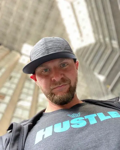 Kris Krohn Net Worth, Age, Height, Wife, House, Bio, Wiki 1 Kris Krohn Age