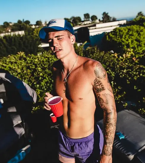 Sammy Wilkinson Age, Girlfriend, Height, Yoga, Bio 2 Sammy Wilkinson Height