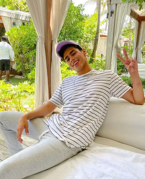 Andrew Davila Age, Birthday, Height, Siblings, Bio 1 Andrew Davila Age
