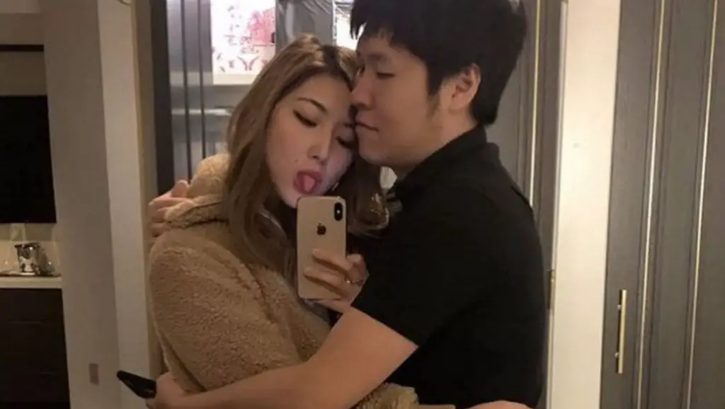 Disguised Toast Girlfriend